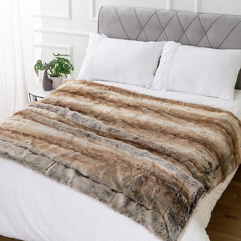 Faux-Fur-Wurfdecke - Weiches Nerz - Dekoratives Design