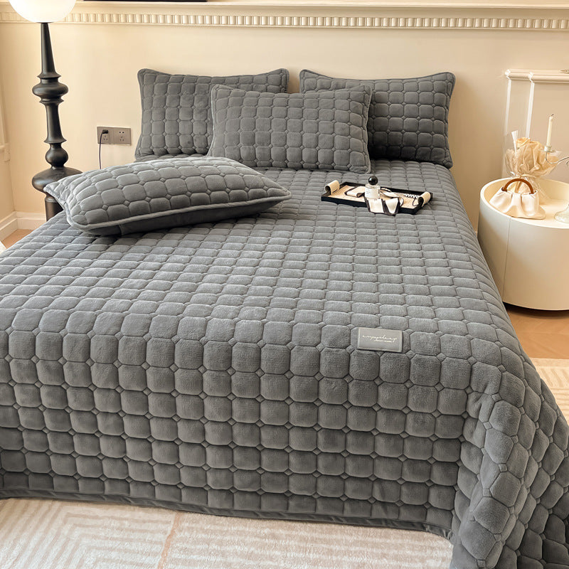 ComfiSquare - Weiche Tagesdecke im modernen Stil mit quadratischer Textur